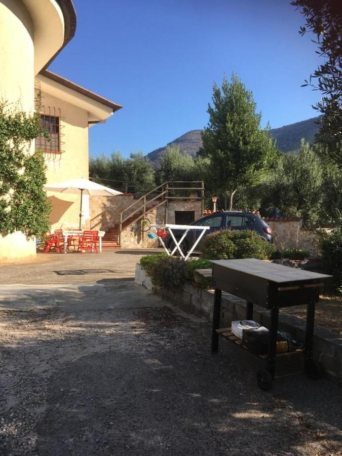 Casa Fra Gli Ulivi Di Giuseppe Guest House Sonnino Exterior photo